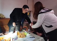學(xué)院寒假期間開展向家庭經(jīng)濟困難學(xué)生送溫暖活動